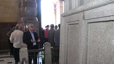 حفيد سعد زغلول يقرأ الفاتحة على روح جده.. صور