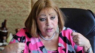 السفيرة منى عمر لـ 