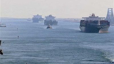 عبور 56 سفينة المجرى الملاحي لقناة السويس بحمولات 7ر3 مليون طن