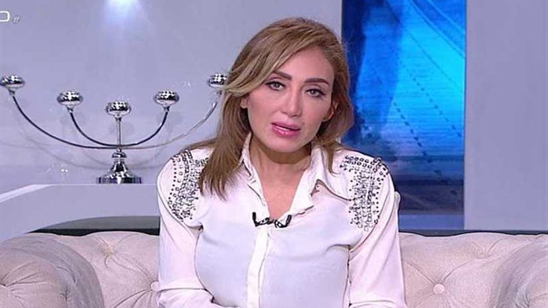 من فتاة المول إلى