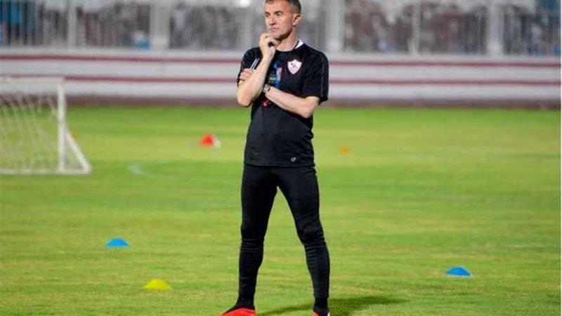 ميتشو يستقر على تشكيل