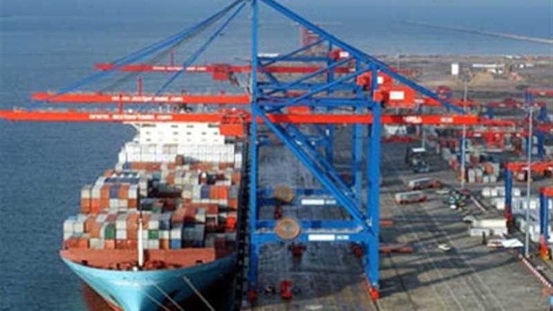 تداول 31 سفينة بموانئ