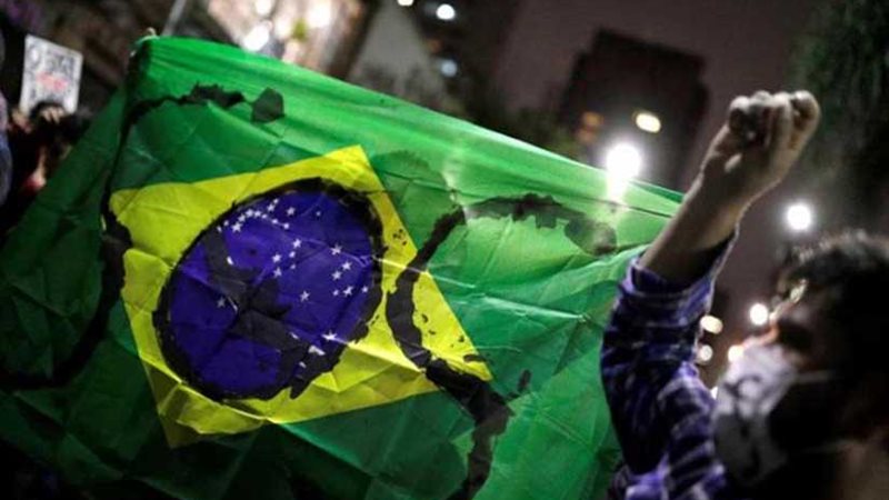 حرائق الأمازون تشعل