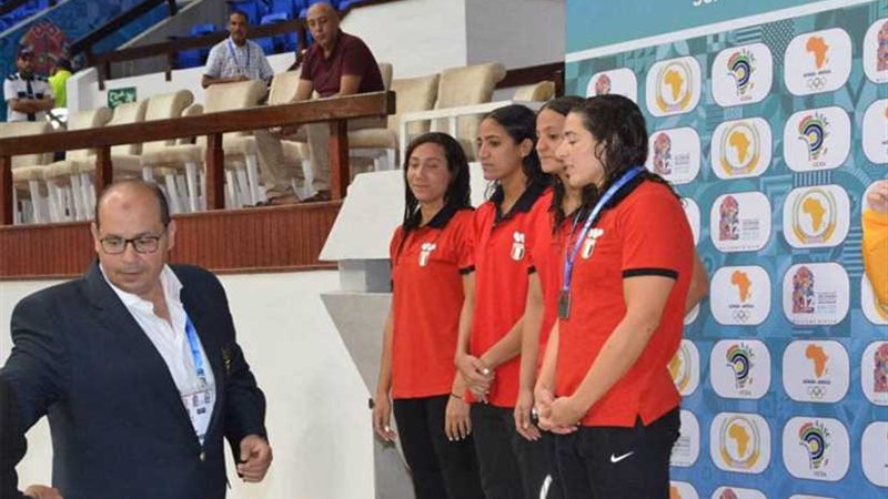 السباحة تهدى مصر