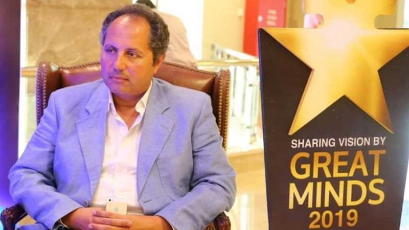 استشاري تصحيح الإبصار: