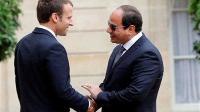 السيسي وماكرون يتفقان على مواصلة الجهود لتسوية الأوضاع في ليبيا