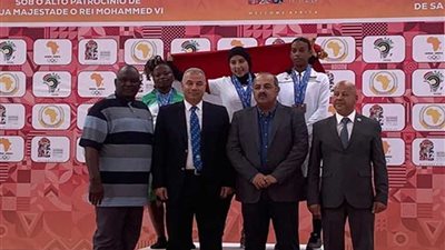 البعثة المصرية بدورة الألعاب الإفريقية تحتفل بحصول رانيا محمود على 3 ذهبيات في رفع الأثقال