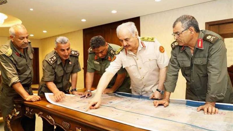 الجيش الليبي يطارد