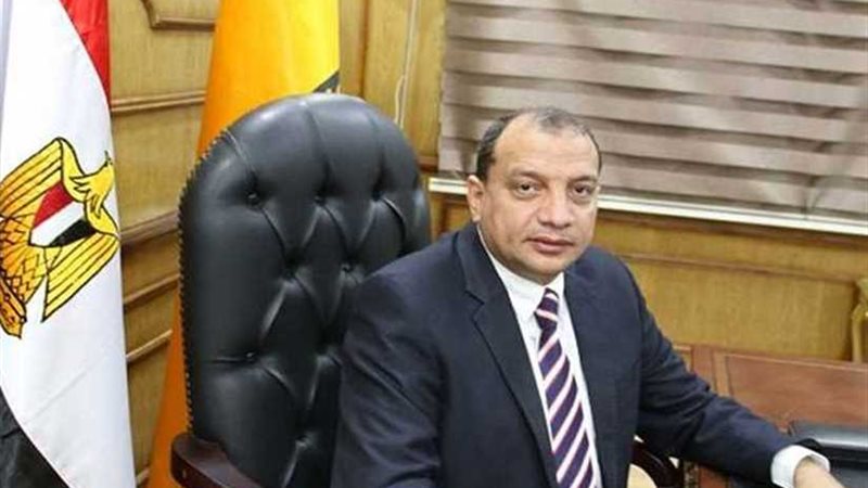 افتتاح منفذ بيع منتجات