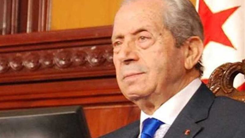 الرئيس التونسي يعرب