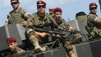 عاجل.. الجيش اللبناني يطلق النار على طائرة مسيرة إسرائيلية جنوب لبنان