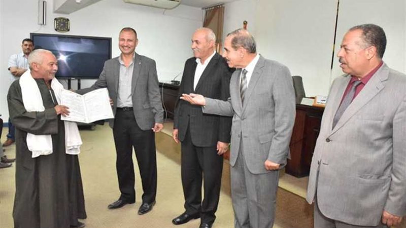 تسليم 11 عقد تقنين