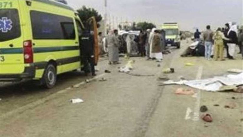 إصابة 4 أشخاص إثر