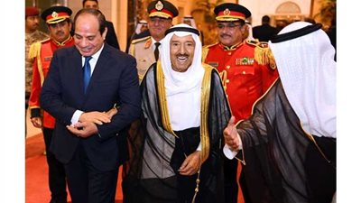التلفزيون الرسمي ووسائل الإعلام والصحف الكويتية تحتفي بزيارة الرئيس السيسي
