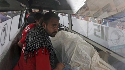 مصرع 24 شخصا من عائلة واحدة جراء انهيار جسر في باكستان