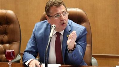 بدراوي يطالب بمنح أبطال دورة الألعاب الإفريقية درع مجلس النواب