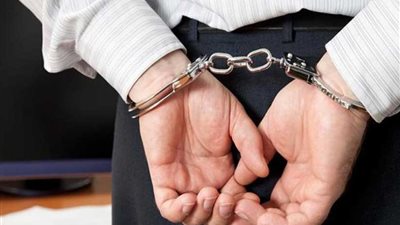 القبض على موظف بفندق وسط البلد يبيع تذاكر القطارات بالسوق السوداء