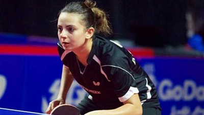 نون النسوة الذهبية (5).. دينا مشرف 