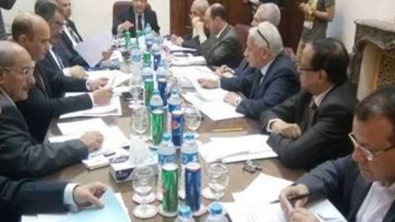 لبلوغه سن المعاش..