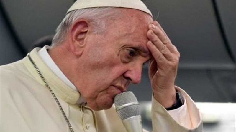 إنقاذ بابا الفاتيكان