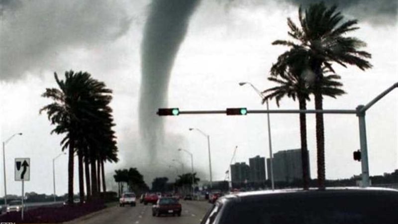 كندا تدعو مواطنيها