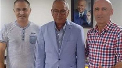 رئيس النادي الإسماعيلي يجتمع بالجهاز المعاون للمدرب الجديد يسيتش