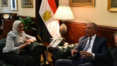 وزيرة الصحة توجه بدعم المنظومة الصحية بالبحر الأحمر