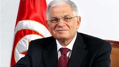 رئيس الحكومة التونسية يشدد على ضرورة التزام بالحياد خلال الانتخابات الرئاسية