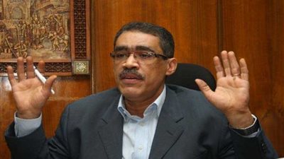 ضياء رشوان يشيد بسياسة سلطنة عُمان القائمة على مبدأ السلام