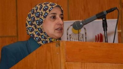 انتداب أسماء عبد الناصر كأول عميدة لمعهد بحوث دراسات البيولوجيا الجزيئية بجامعة أسيوط