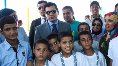 وزير الشباب والرياضة يشهد فعاليات اليوم الثاني للمهرجان الأول للألعاب المائية