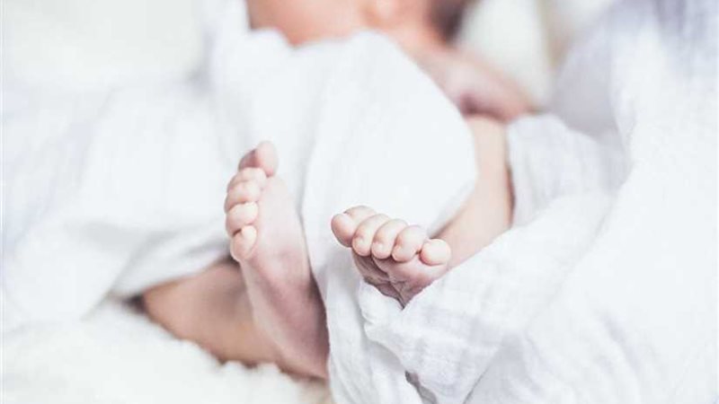 امرأة ميتة دماغيا