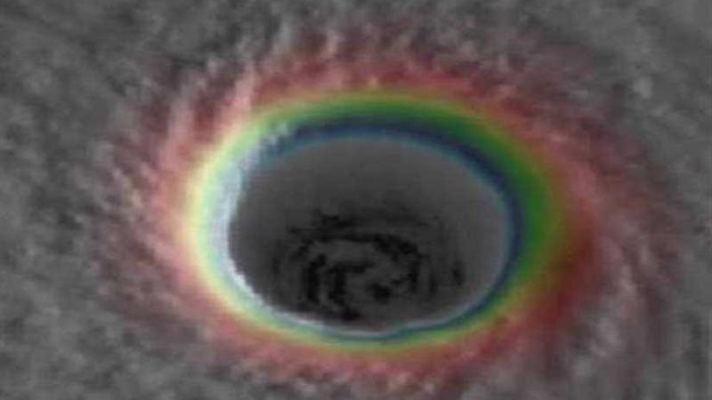 مشاهد غريبة في عين