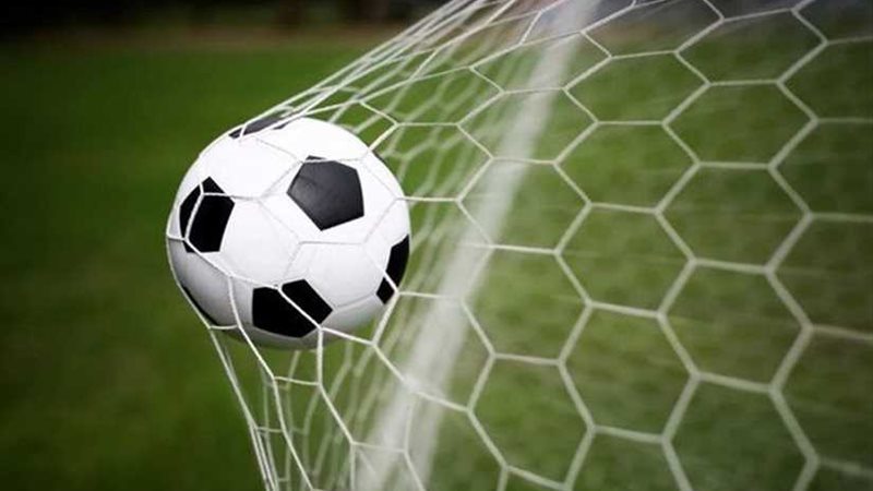 نشرة أخبار العاشرة..