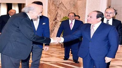 موجز الرابعة.. الرئيس السيسي يؤكد حرص مصر على سلامة وأمن واستقرار لبنان