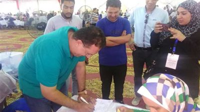 أحمد جلال يدلي بصوته في الجمعية العمومية