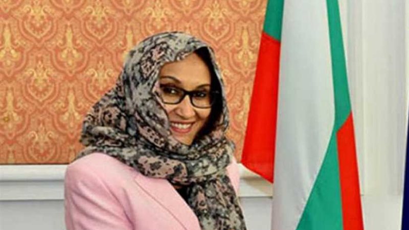 أسماء عبد الله ..