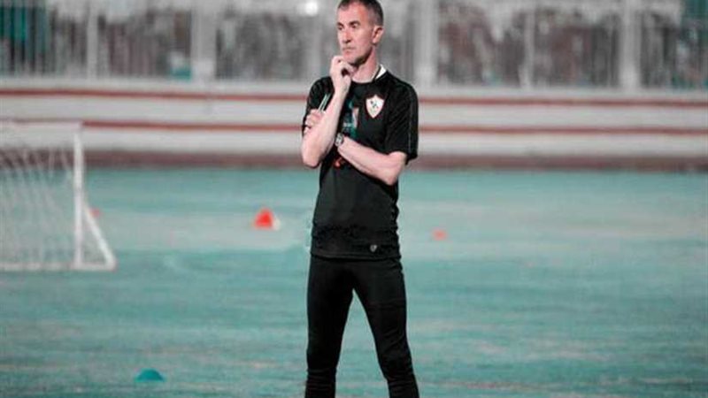 ميتشو يعلن قائمة