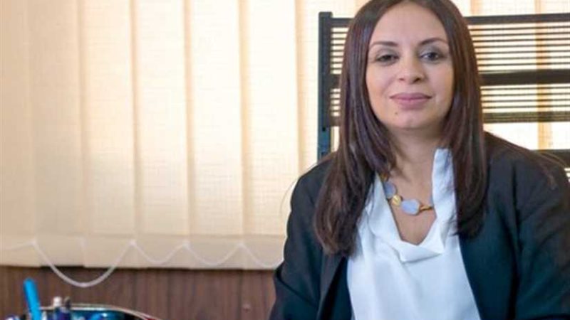 مايا مرسى: المرأة