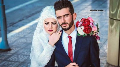 زوجان يحتفلان بذكرى زواجهما بطريقة لم يسبقهما إليها أحد 