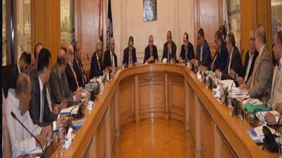 اتحاد الغرف التجارية ينظم مائدة مستديرة لحل المشاكل الضريبية