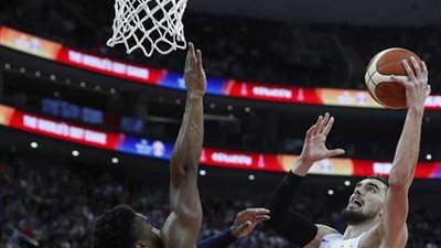 تأهل أمريكا والتشيك إلى ربع نهائي كأس العالم لكرة السلة