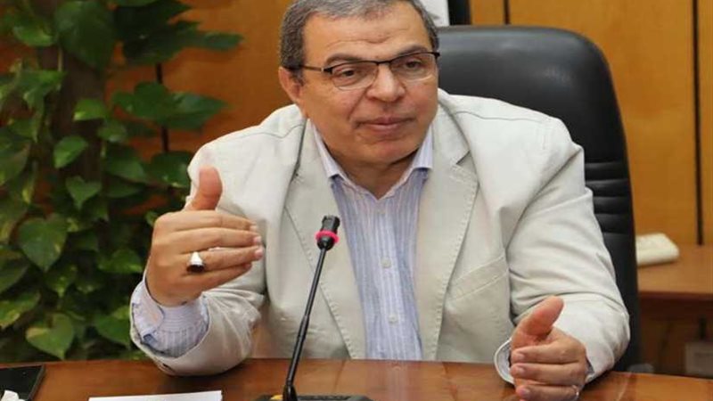 سعفان يتابع مستحقات