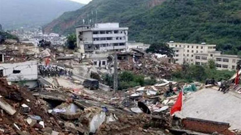 مقتل شخص وإصابة 63