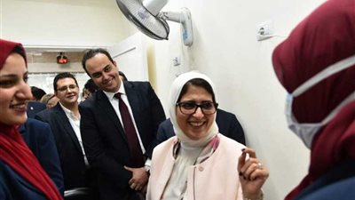 وزيرة الصحة تتفقد منظومة التأمين الصحي الشامل الجديد ببورسعيد وتشيد بمعدلات رضا المنتفعين (صور)
