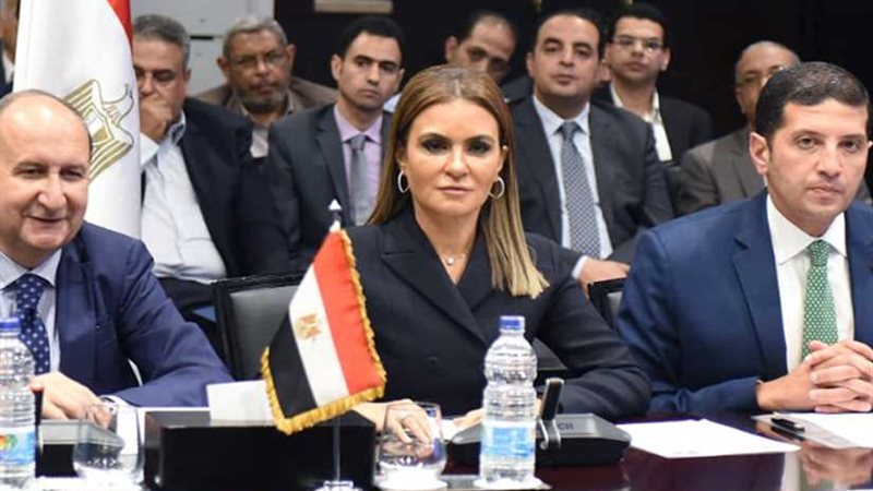 مصر والصومال توقعان