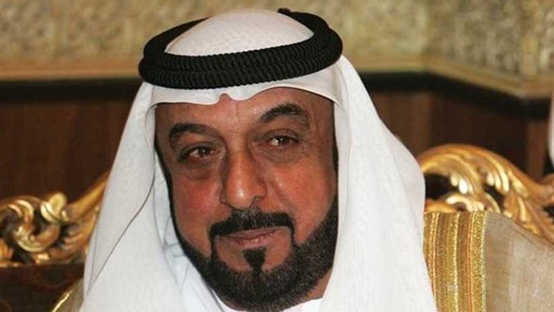 رئيس الإمارات يتلقى