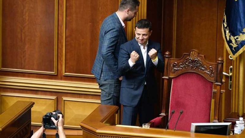 أوكرانيا توقف قطع