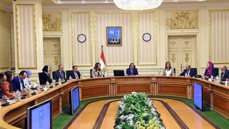 خلال اجتماع بحضور