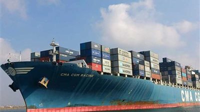 ميناء دمياط يستقبل 9 سفن حاويات وبضائع عامة